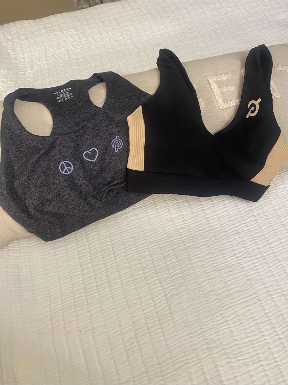 Peloton S sports bra bundle excellent condition